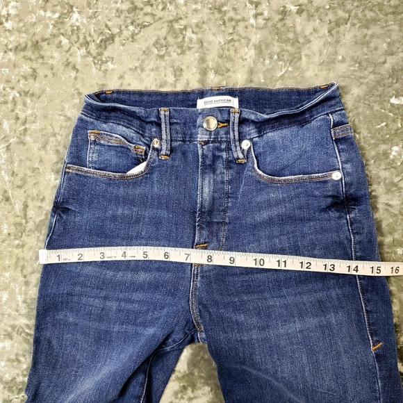 Good American Good Legs Jeans - Picture 6 of 8